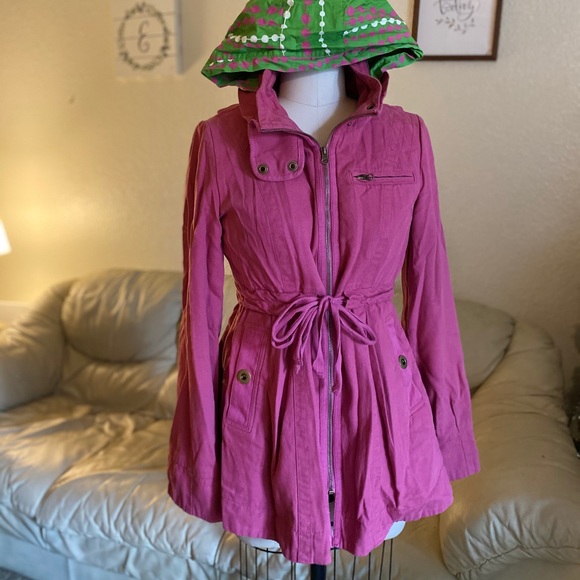 Tullu Hot Pink Tie Tuck in Hold Trench Coat - Picture 10 of 11